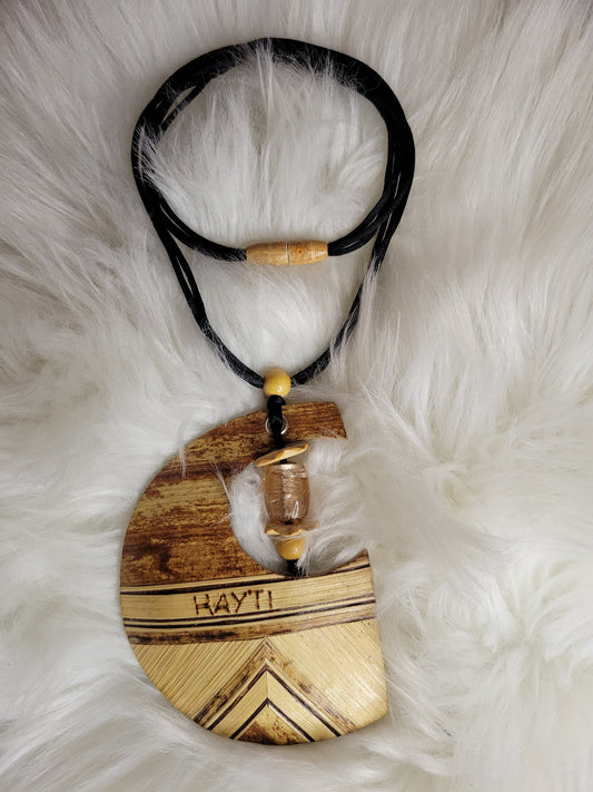Dousman – Handmade Pendant Necklace