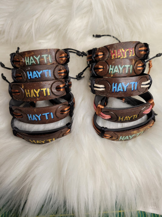 Ponyèt Kréyòl – Handmade Bracelet “HAITI”